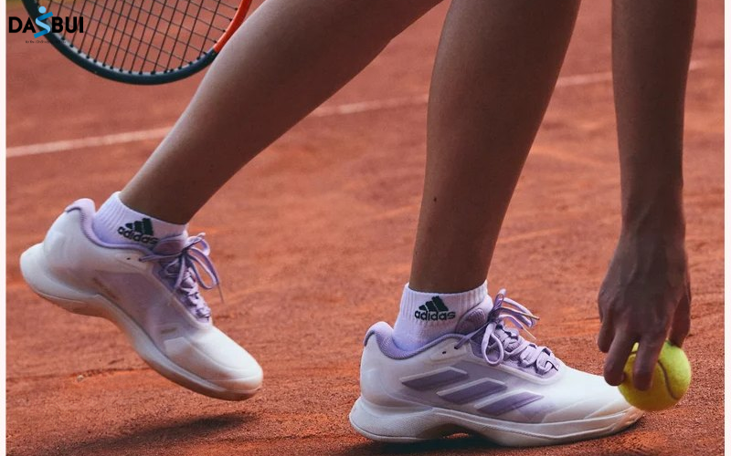 giày tennis đáng mua cho nữ